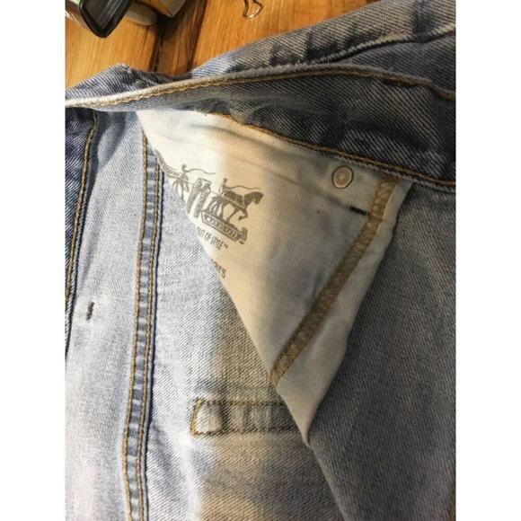 LEVIS 550 MEN SIZE 38x30 RELAXED FIT DISTRESSED DENIM BLUE JEANS - Picture 5 of 6